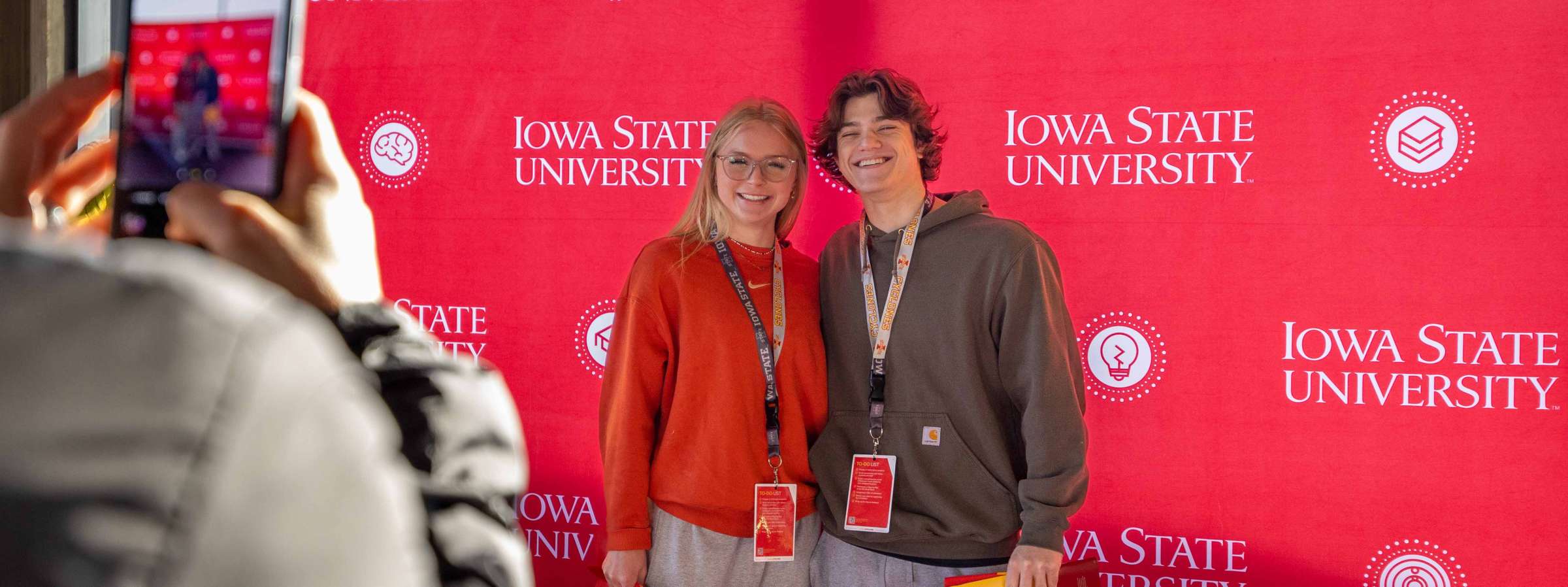 Students taking a picture together at Admitted Student Day